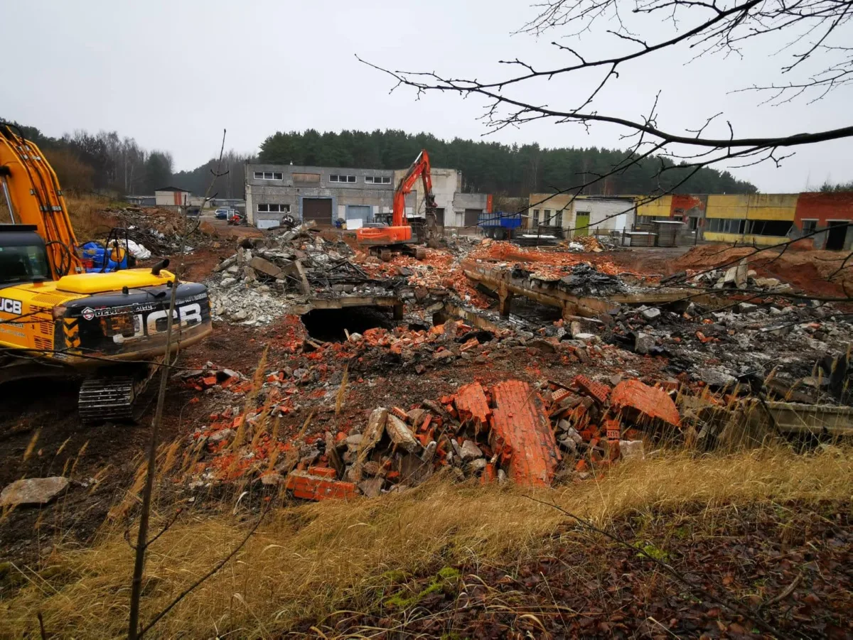 Ēku demontāža un teritorijas sakārtošana