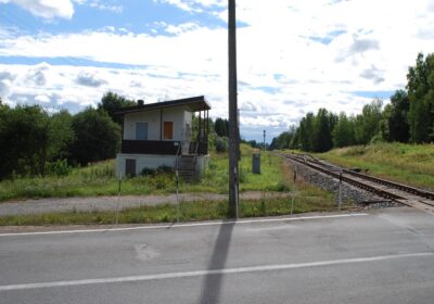 Pārbrauktuves posteņa nojaukšana “Stacija Āraiši”